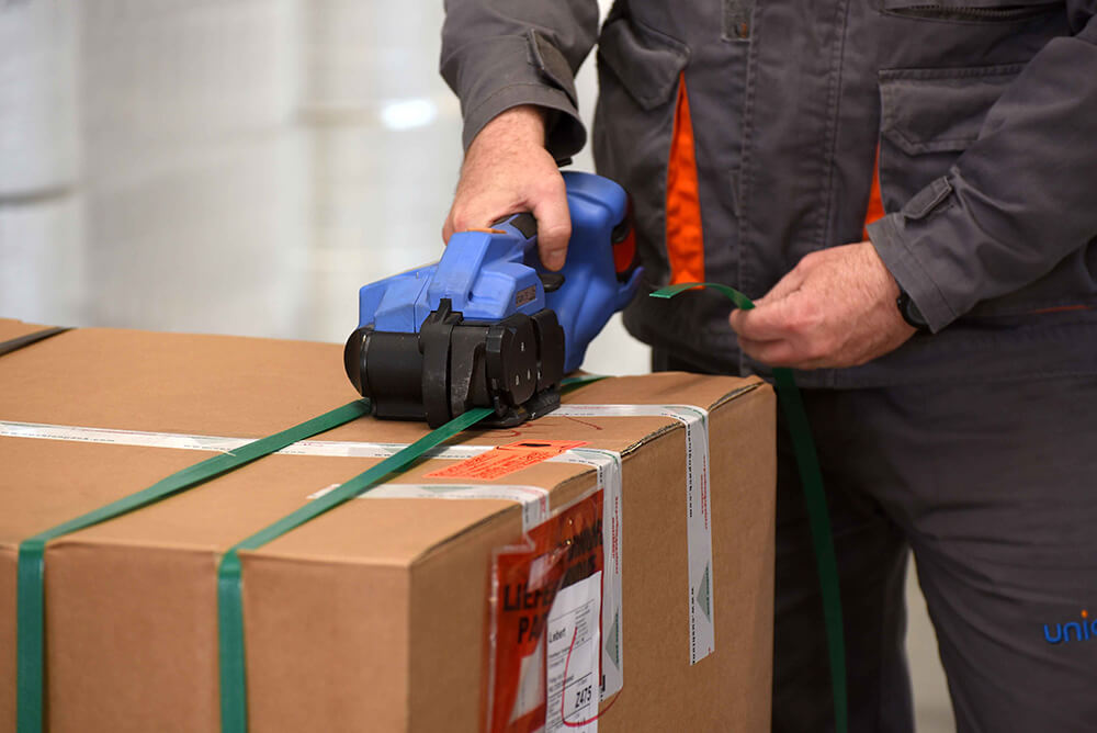 Rugalmasság a pántolás terén: ezért jó választás a kézi pántológép